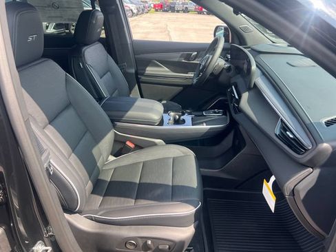 New 2026 Buick Enclave Sport Touring w/ Power Package FWD image 15