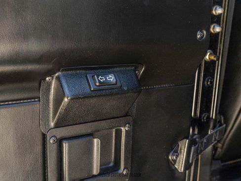 Used 1996 HUMMER H1 4-Door Open Top image 42