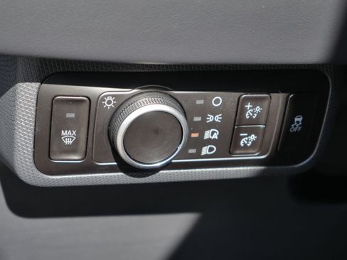 Certified 2025 Ford Mustang Mach-E Premium w/ Interior Protection Package AWD/4WD image 6