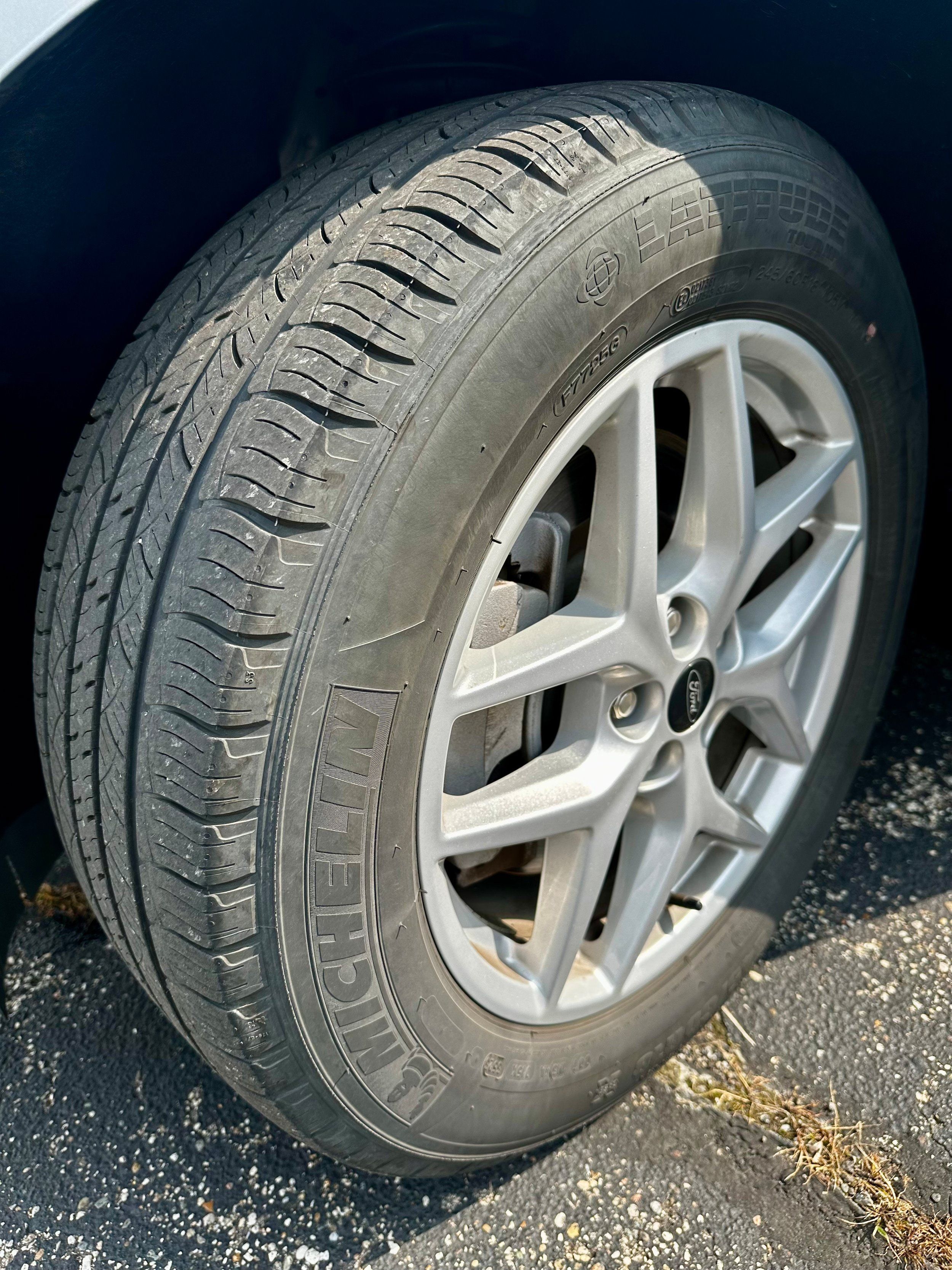 Used 2024 Ford Edge SEL AWD/4WD image 7