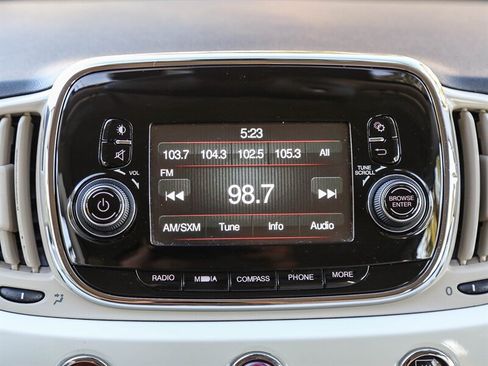 Used 2019 FIAT 500 Lounge FWD image 30