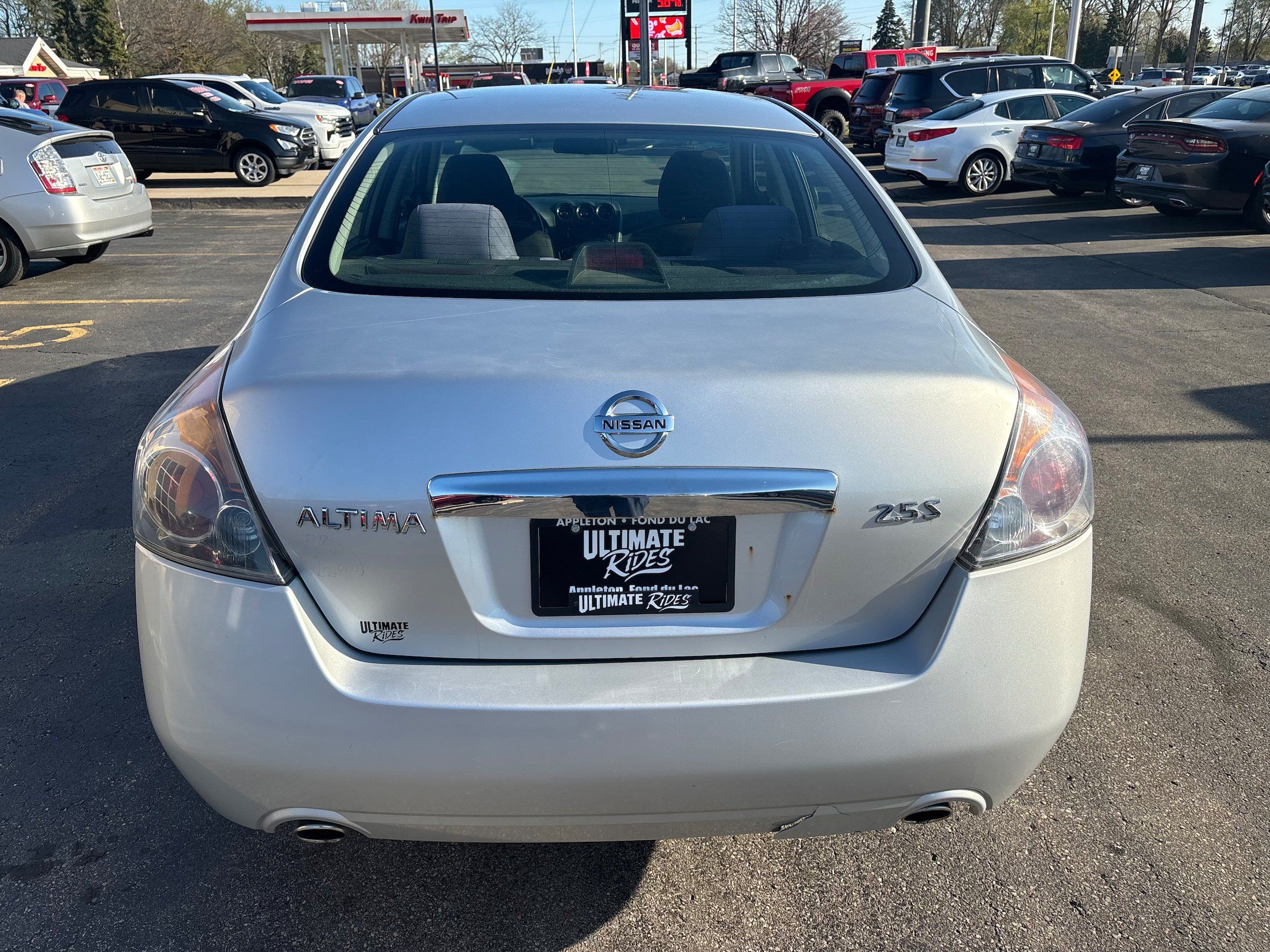 Used 2012 Nissan Altima 2.5 S FWD image 2