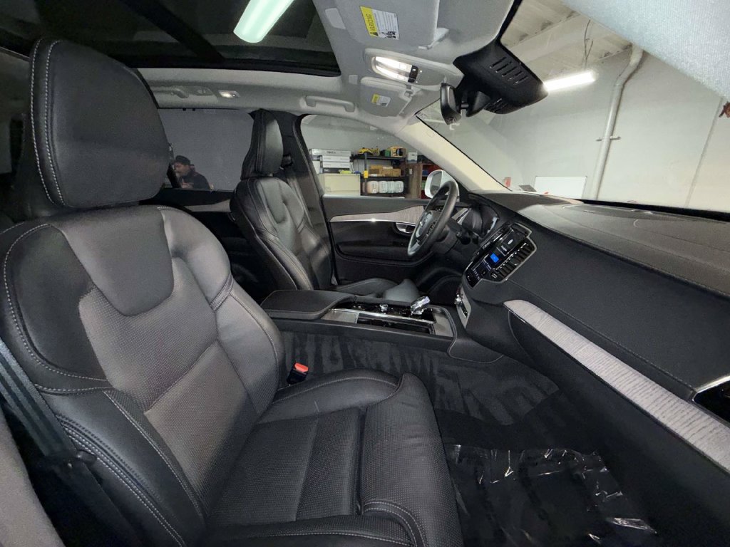 Used 2024 Volvo XC90 T8 Ultimate w/ Protection Package Premier AWD/4WD image 14