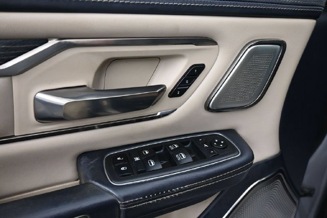 Used 2019 RAM 1500 Limited AWD/4WD image 10