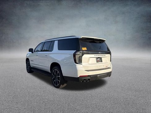 Used 2025 Chevrolet Suburban RST w/ Comfort Package AWD/4WD image 3