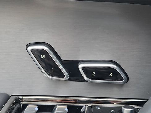 New 2026 Land Rover Range Rover Sport SE AWD/4WD image 30