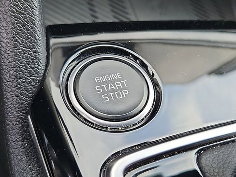 Certified 2023 Kia Sportage EX image 22