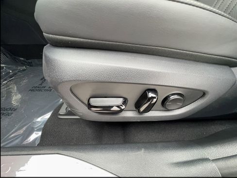 Used 2025 Lexus NX 250 FWD w/ Cold Area Package image 21