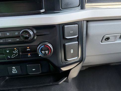 Used 2024 Ford F250 XL w/ STX Appearance Package AWD/4WD image 29