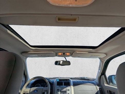 Used 2012 Ford Escape XLT image 19