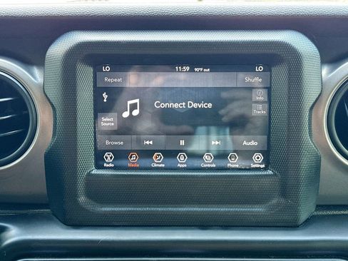 Used 2021 Jeep Wrangler Unlimited Sport image 14