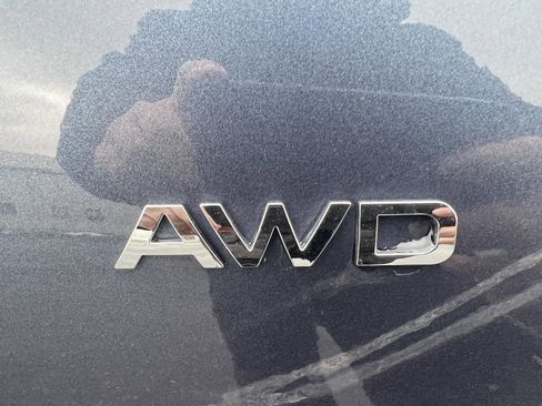 Used 2020 Kia Sportage LX image 3