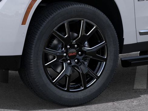 New 2026 GMC Yukon Denali image 9