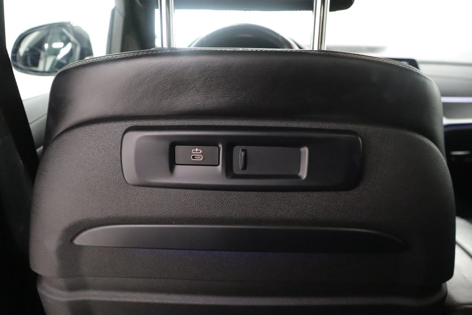 Used 2020 BMW X7 M50i AWD/4WD image 21