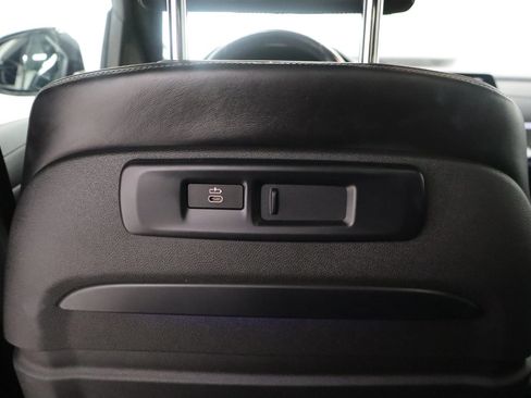 Used 2020 BMW X7 M50i AWD/4WD image 21