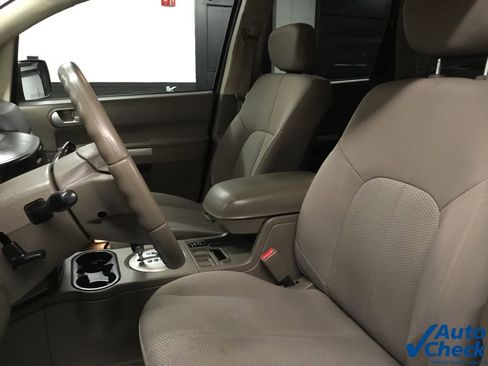 Used 2007 Mitsubishi Endeavor LS image 23