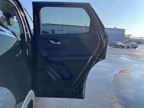 New 2025 Chevrolet Blazer LT w/ Convenience Package image 22