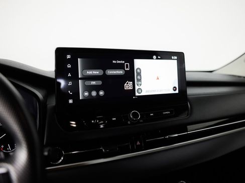 Used 2025 Mitsubishi Outlander SE image 26