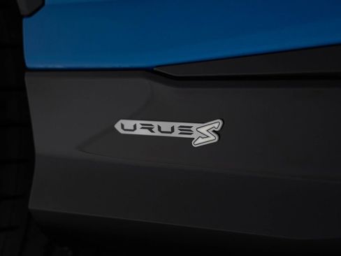 Used 2023 Lamborghini Urus S image 55