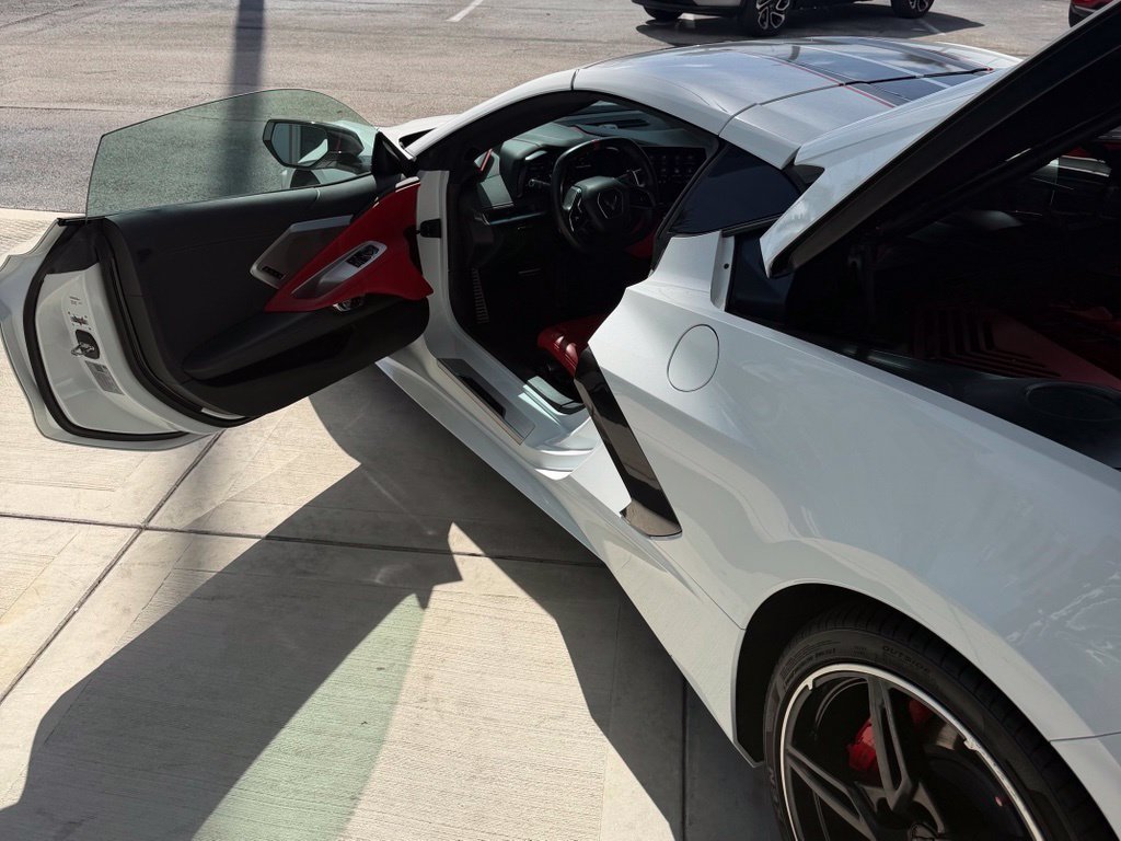 Used 2021 Chevrolet Corvette Stingray Preferred Cpe w/ Z51 Performance Package RWD image 12