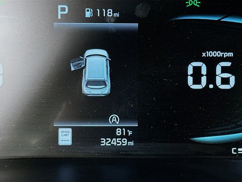 Used 2025 Kia Soul LX w/ LX Technology Package image 19