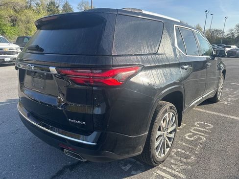 Used 2023 Chevrolet Traverse Premier image 5