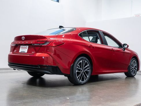 New 2026 Toyota Camry XLE image 7