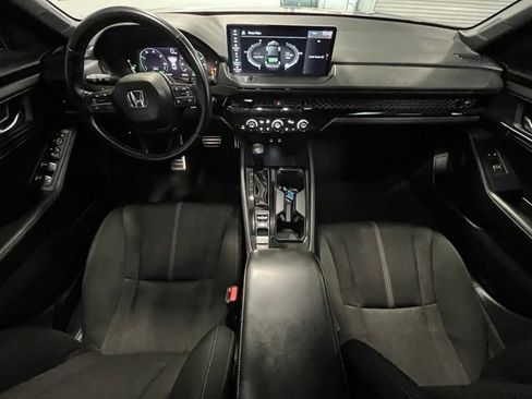 Used 2024 Honda Accord Sport image 17