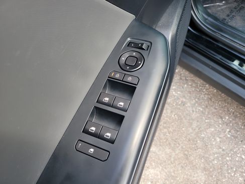 Used 2025 Kia K4 LXS FWD image 16