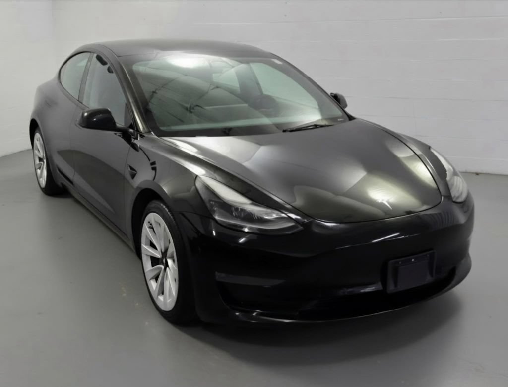 Used 2022 Tesla Model 3 Long Range AWD/4WD image 4