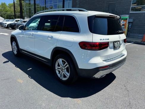 Certified 2022 Mercedes-Benz GLB 250 4MATIC image 5