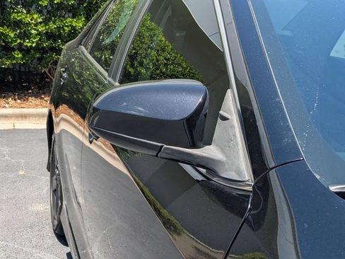 Used 2013 Toyota Camry SE FWD image 12