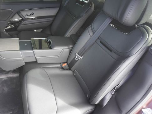 New 2026 Land Rover Range Rover SV AWD/4WD image 30