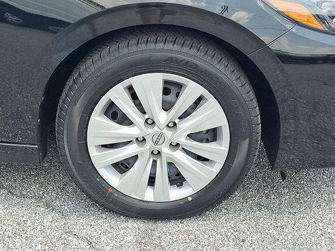 Used 2025 Nissan Sentra S FWD image 8