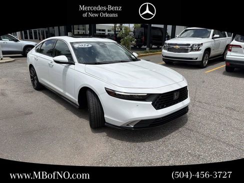 Used 2024 Honda Accord Touring image 1