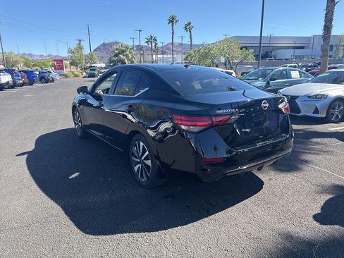 Used 2024 Nissan Sentra SV w/ SV Premium Package image 14