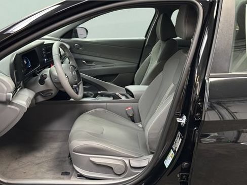 New 2026 Hyundai Elantra Sport FWD image 12