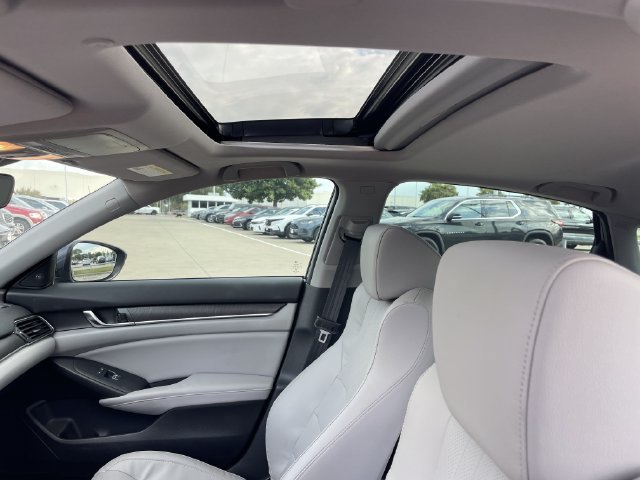 Used 2018 Honda Accord EX-L image 24
