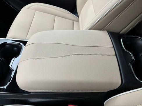 New 2026 Buick Enclave Preferred w/ Power Package FWD image 27