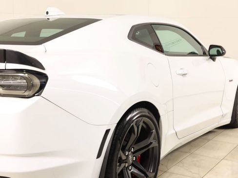 Used 2021 Chevrolet Camaro SS image 41