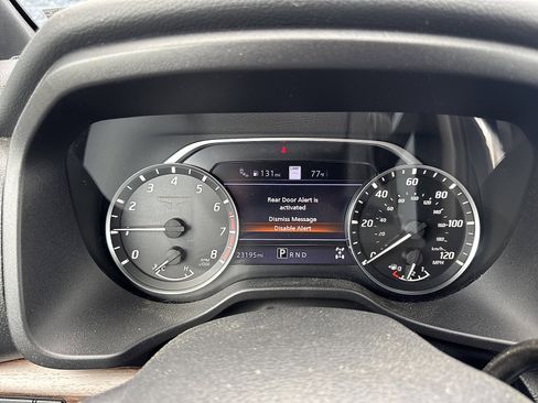 Used 2021 Nissan Titan Platinum Reserve w/ Moonroof Package AWD/4WD image 16