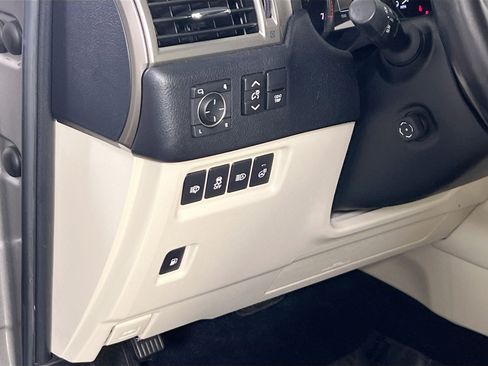 Used 2021 Lexus GX 460 Premium image 10