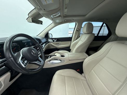 Used 2020 Mercedes-Benz GLE 350 4MATIC w/ Premium Package image 11