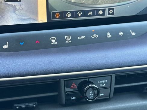 New 2026 Nissan Leaf SV+ image 17