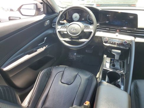 Used 2022 Hyundai Elantra Limited w/ Cargo Package FWD image 16