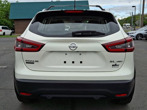 Used 2021 Nissan Rogue Sport SL AWD/4WD image 5