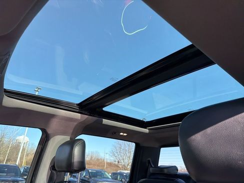 Used 2017 Ford F250 Lariat w/ Lariat Ultimate Package image 12