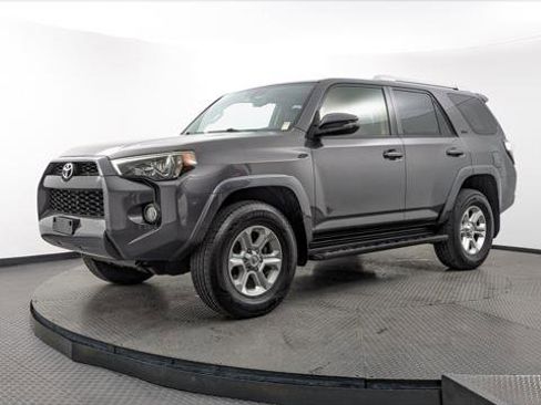 Used 2014 Toyota 4Runner Limited image 2