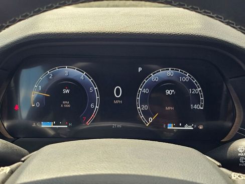 New 2025 Jeep Grand Cherokee L Altitude AWD/4WD image 18