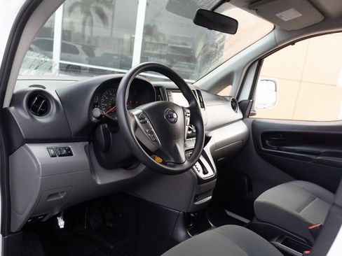 Used 2020 Nissan NV200 SV w/ Back Door Glass Package image 18